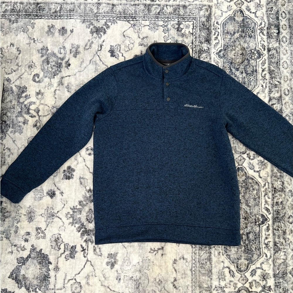 Eddie Bauer Men's Navy Sweater